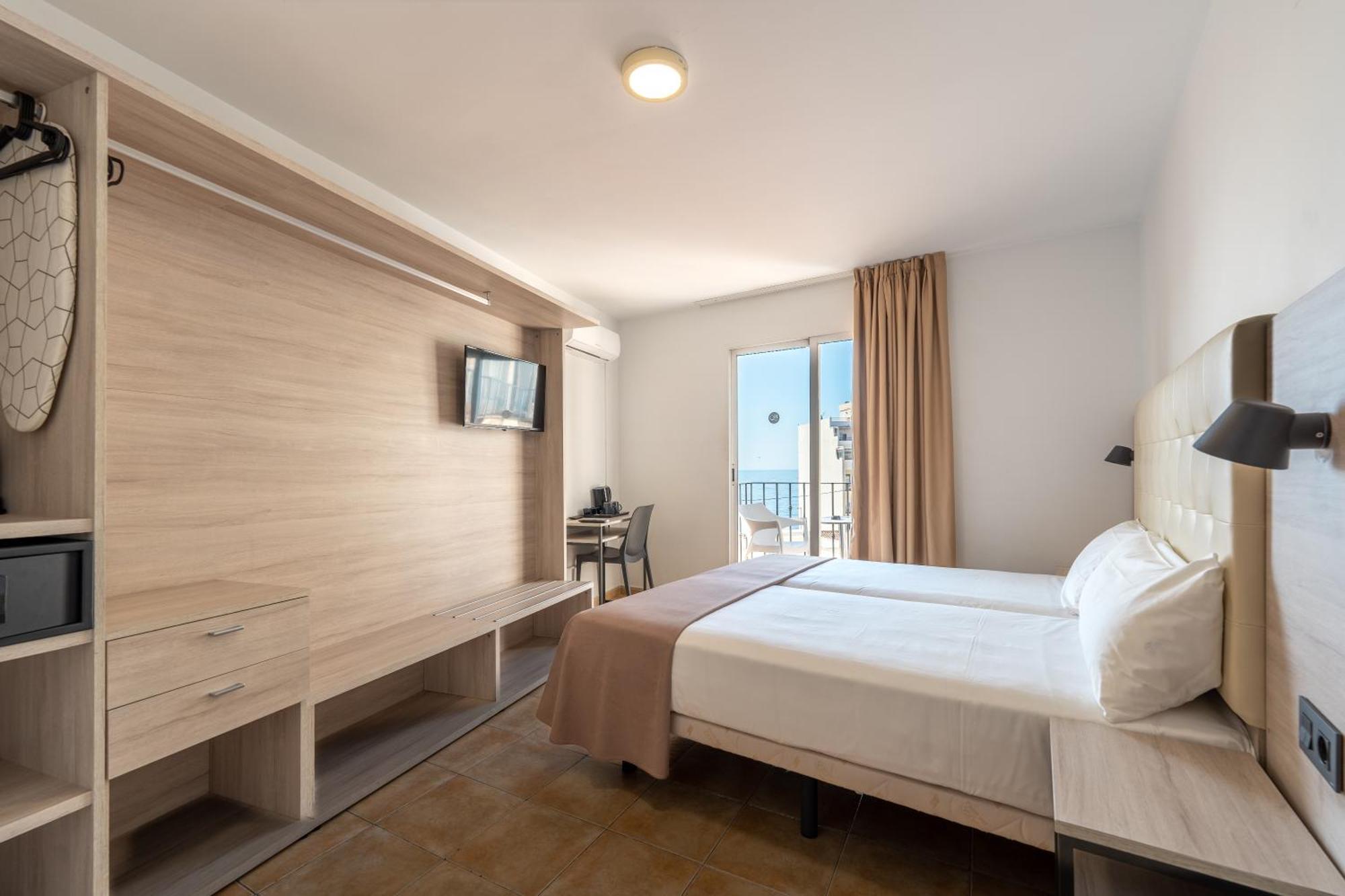 Hotel Queens - Adults Only 貝尼多姆 外观 照片